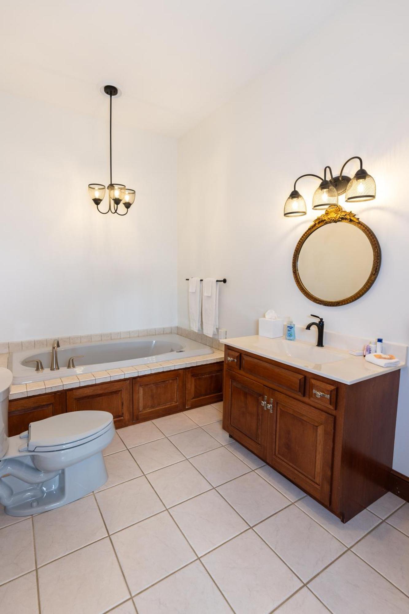 מילסבורג Hillside Villa Ohio מראה חיצוני תמונה